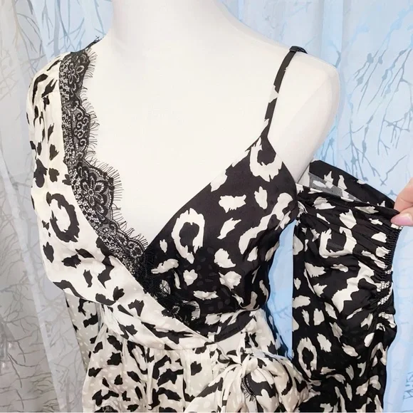 トップス self-portrait LEOPARD PRINTED WRAP TOP Self-Portrait | Tops | Selfportrait Leopard Printed Wrap Top
